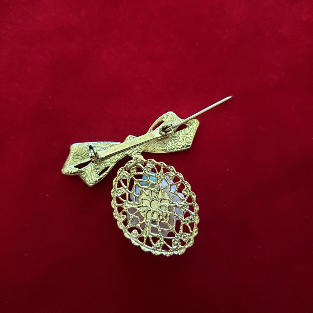 Victorian Style Pink Porcelain Rose Filigree Dangle Pin - Picture 9 of 9